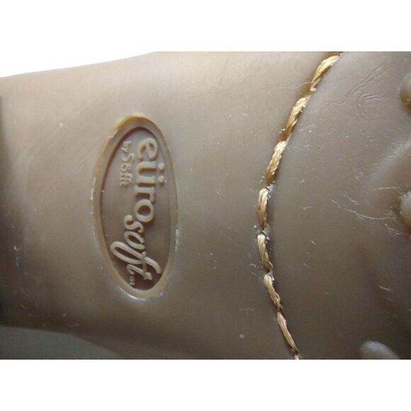 Euro Soft by Softt Red Beaded Leather Thong Sandals Size 8.5 - Picture 14 of 14